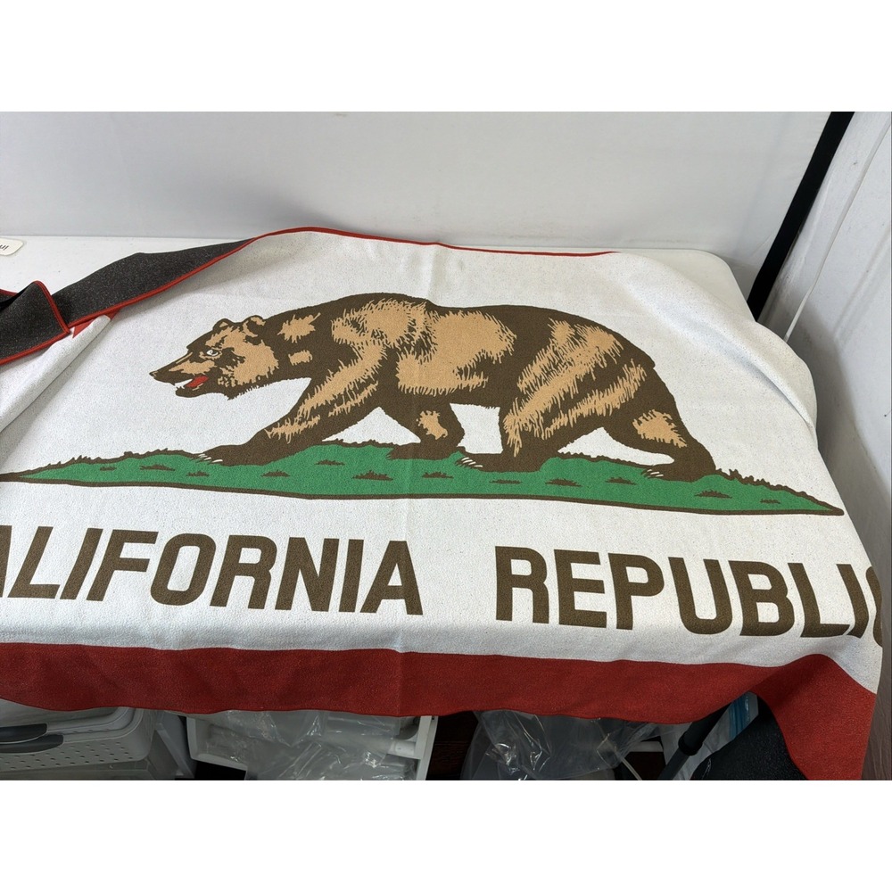 NOMADIX 6' 72 x 30 State Flag California BEACH TOWEL polyester  SAND REPELLANT
